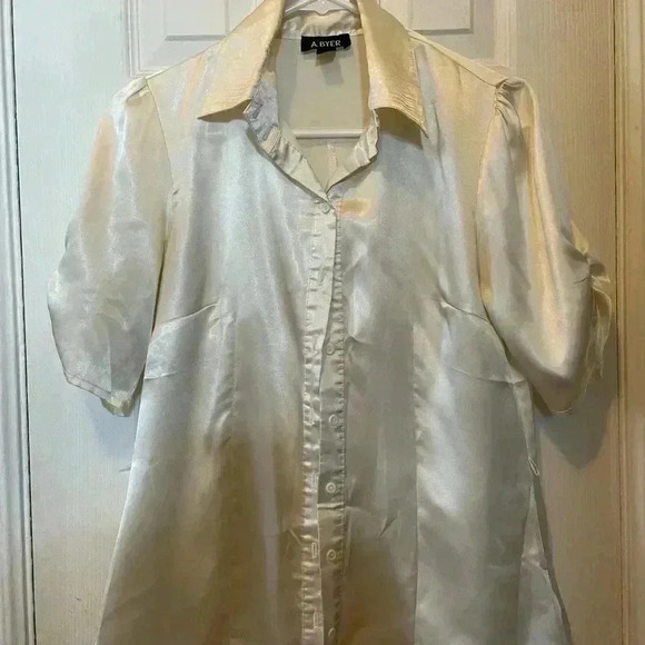 Blouse - Picture 1 of 5